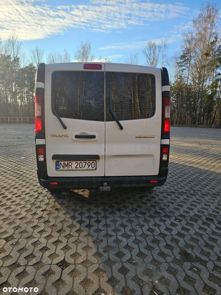Renault Trafic Grand 1.6 dCi - 8
