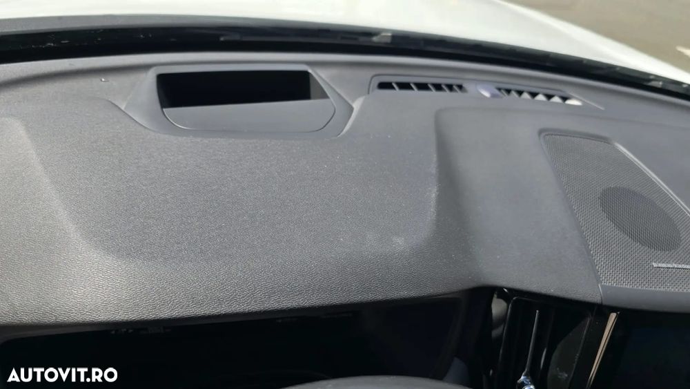 Volvo XC 60 D4 AWD Geartronic Momentum - 9