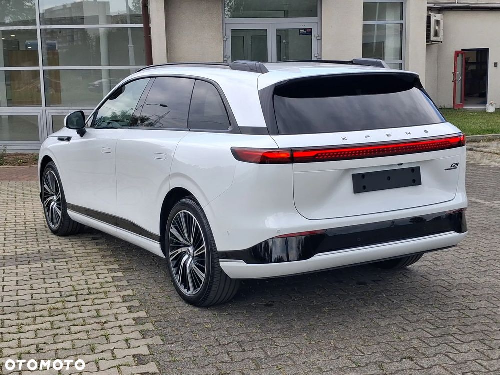 XPeng G9 94.6 kWh AWD Performance - 8