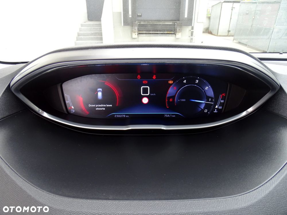 Peugeot 3008 1.6 BlueHDi Active S&S - 18