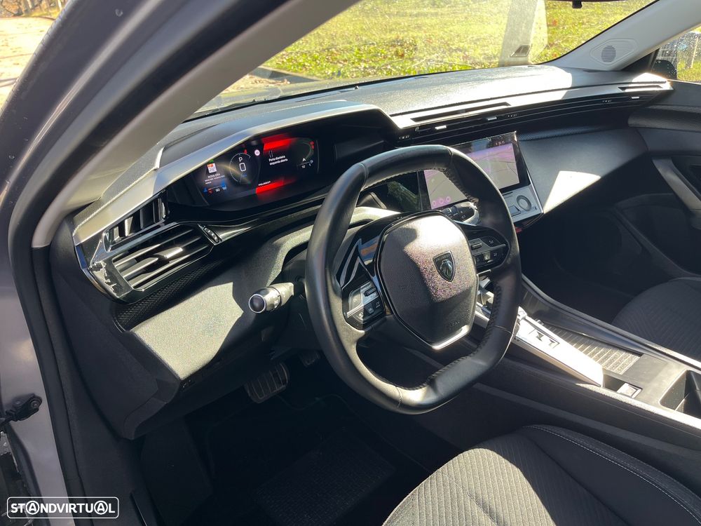 Peugeot 308 SW BlueHDi 130 EAT8 Style - 17