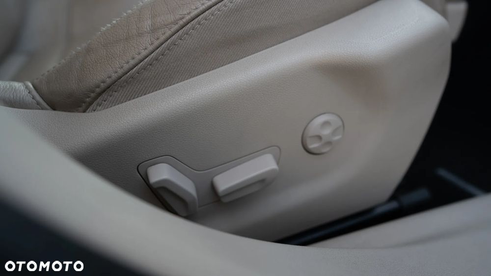 Peugeot 508 1.6 e-THP Allure S&S - 27