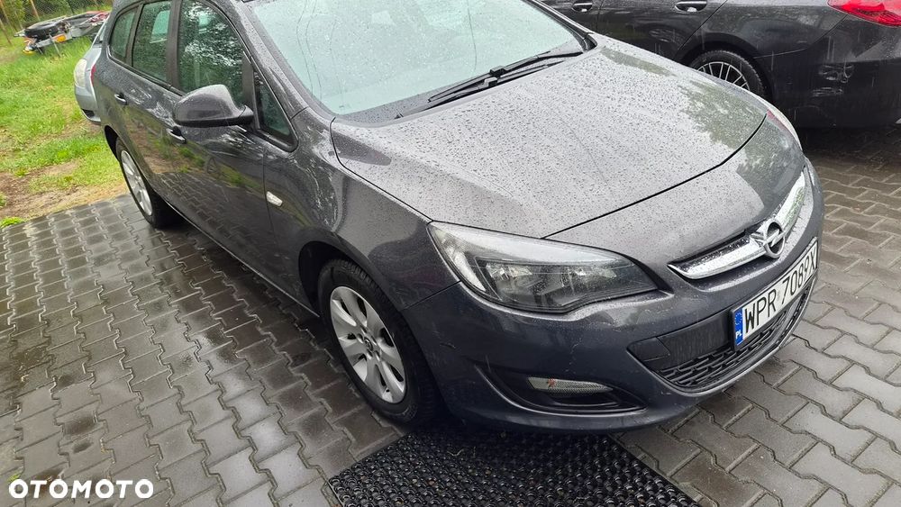 Opel Astra 1.4 T Sport - 2