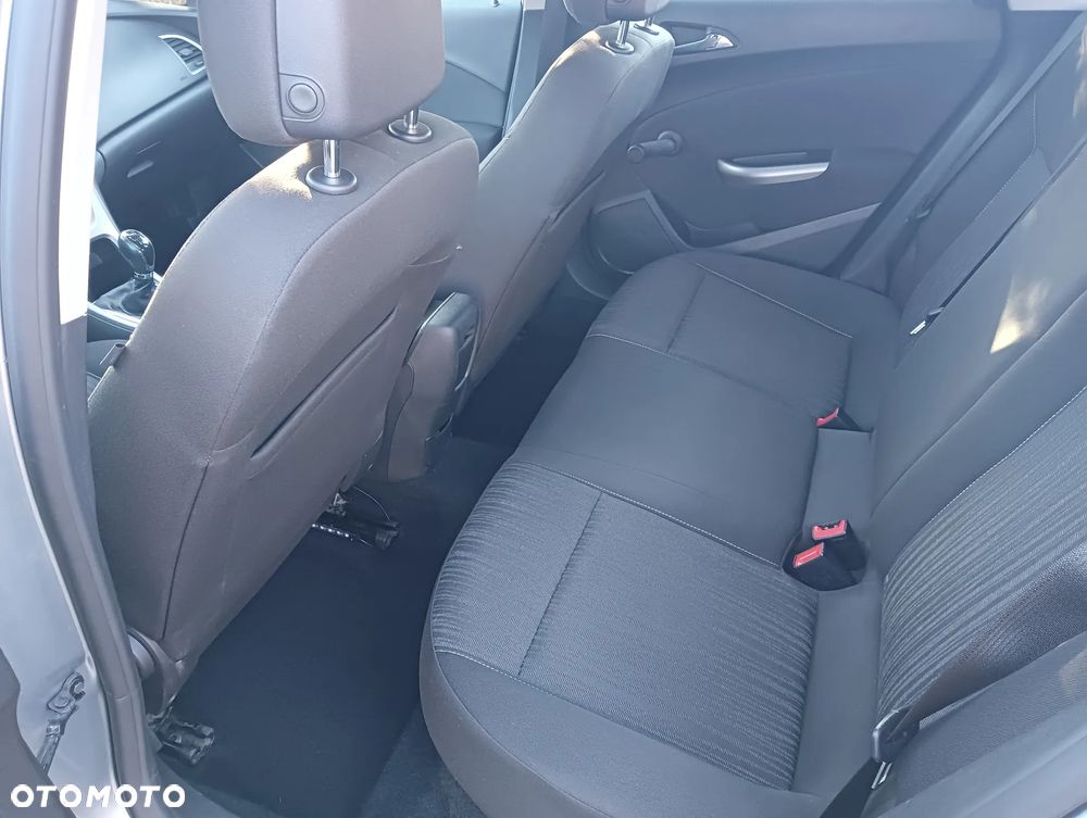 Opel Astra 1.4 Turbo Edition - 10