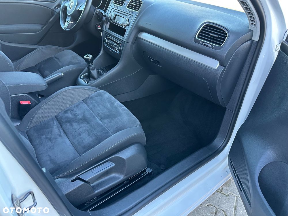 Peugeot 308 120 VTi Millesim 200 - 5