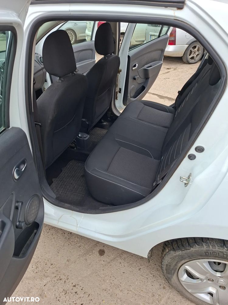 Dacia Logan - 7