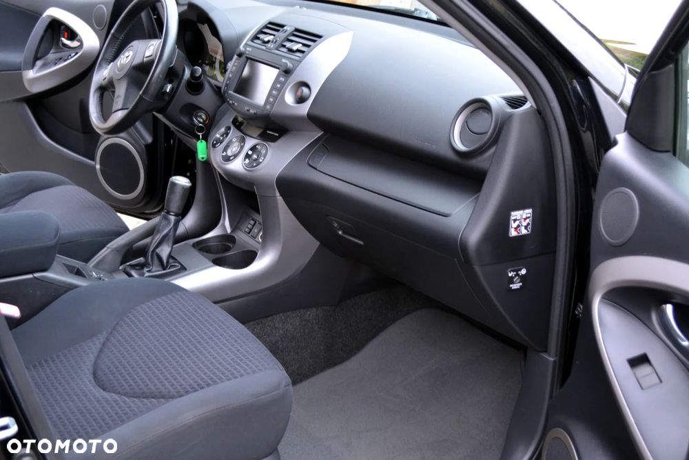 Toyota RAV4 2.0 VVT-i Luna - 21