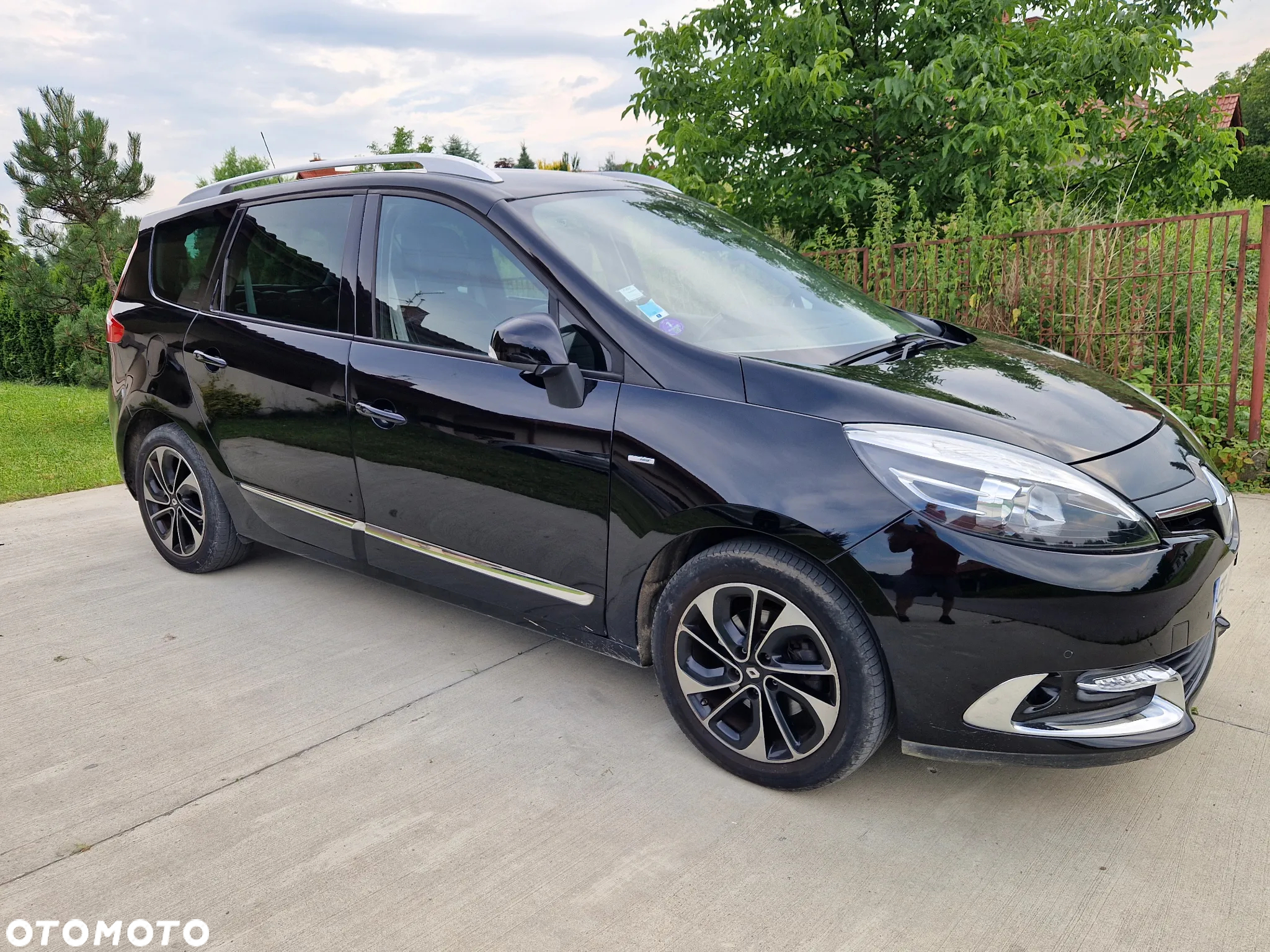 Renault Scenic ENERGY TCe 130 S&S Bose Edition - 11