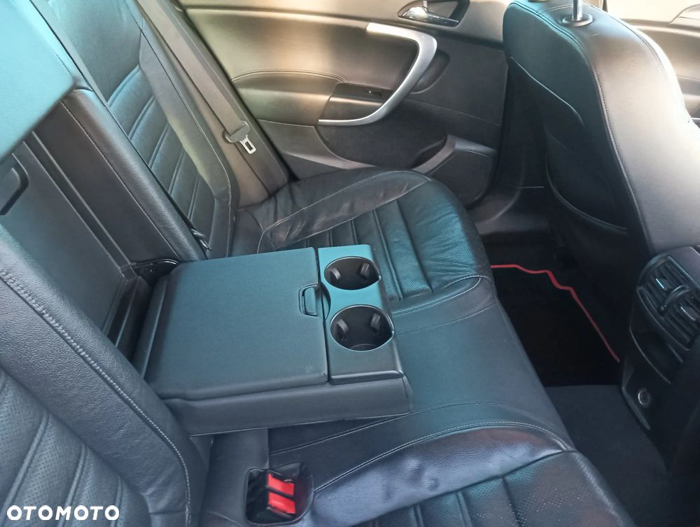 Opel Insignia 2.0 CDTI Country Tourer - 11