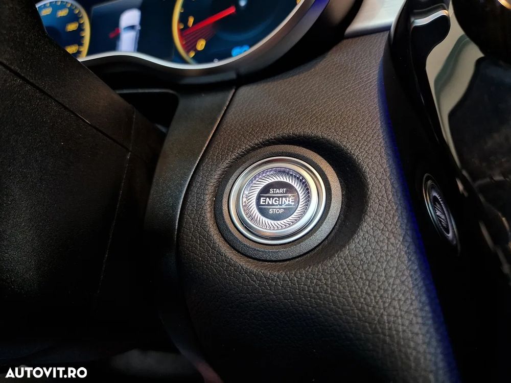 Mercedes-Benz GLC 200 4Matic 9G-TRONIC AMG Line - 37