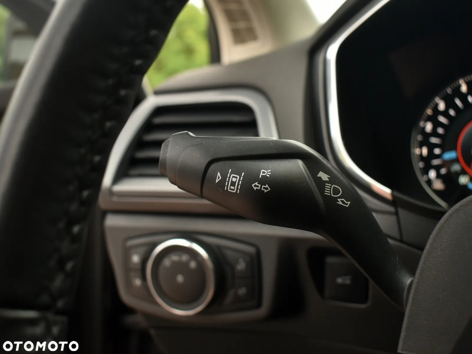 Ford Mondeo 2.0 TDCi ST-Line PowerShift - 23