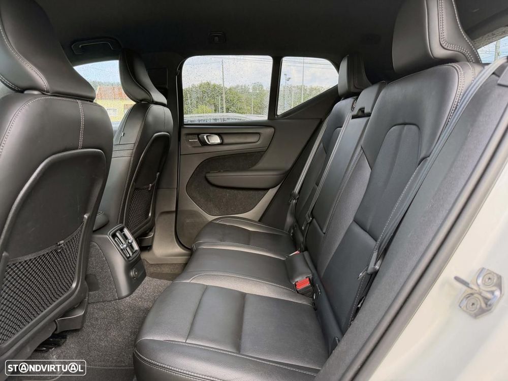 Volvo XC 40 1.5 T5 PHEV Inscription - 19