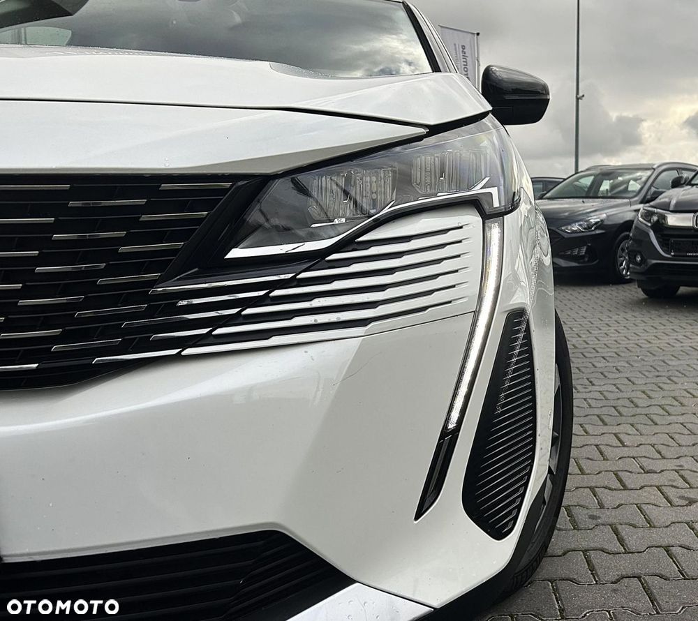 Peugeot 3008 1.2 PureTech Allure Pack S&S EAT8 - 11