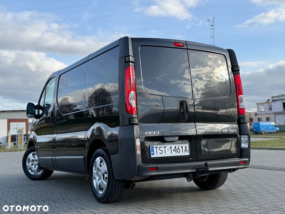 Opel VIVARO - 18