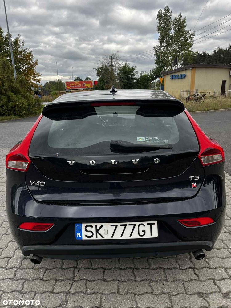 Volvo V40 T3 Drive-E Momentum - 12