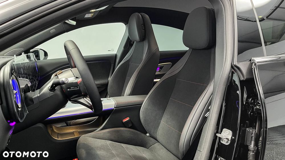 Mercedes-Benz CLA 200 mHEV 8G-DCT - 10