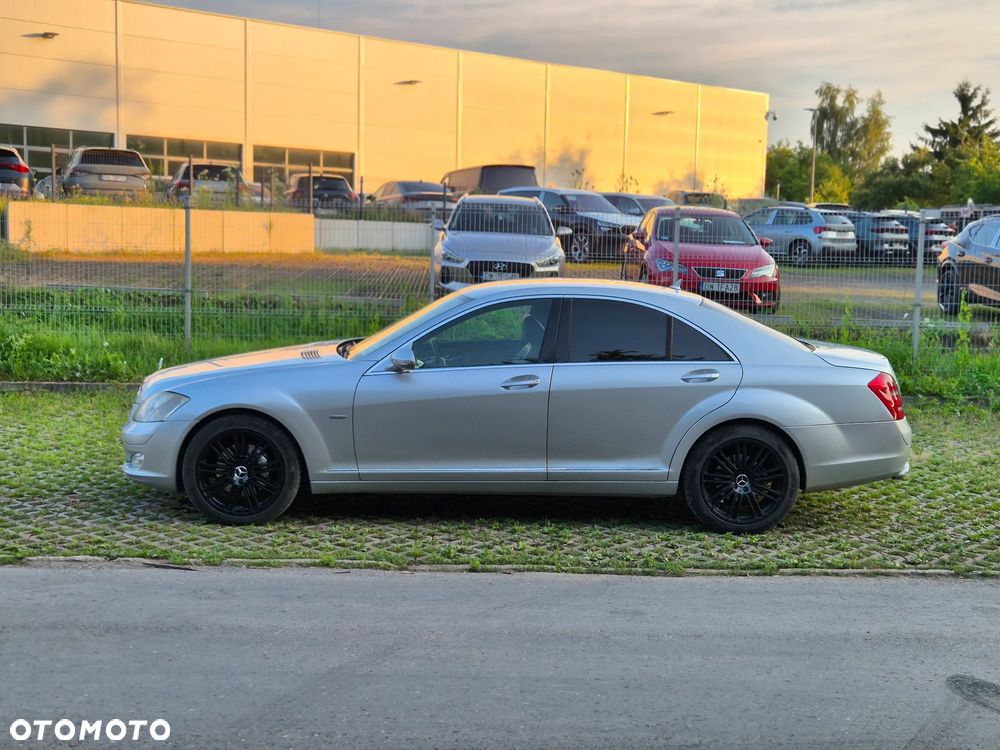 Mercedes-Benz Klasa S 320 CDI - 21