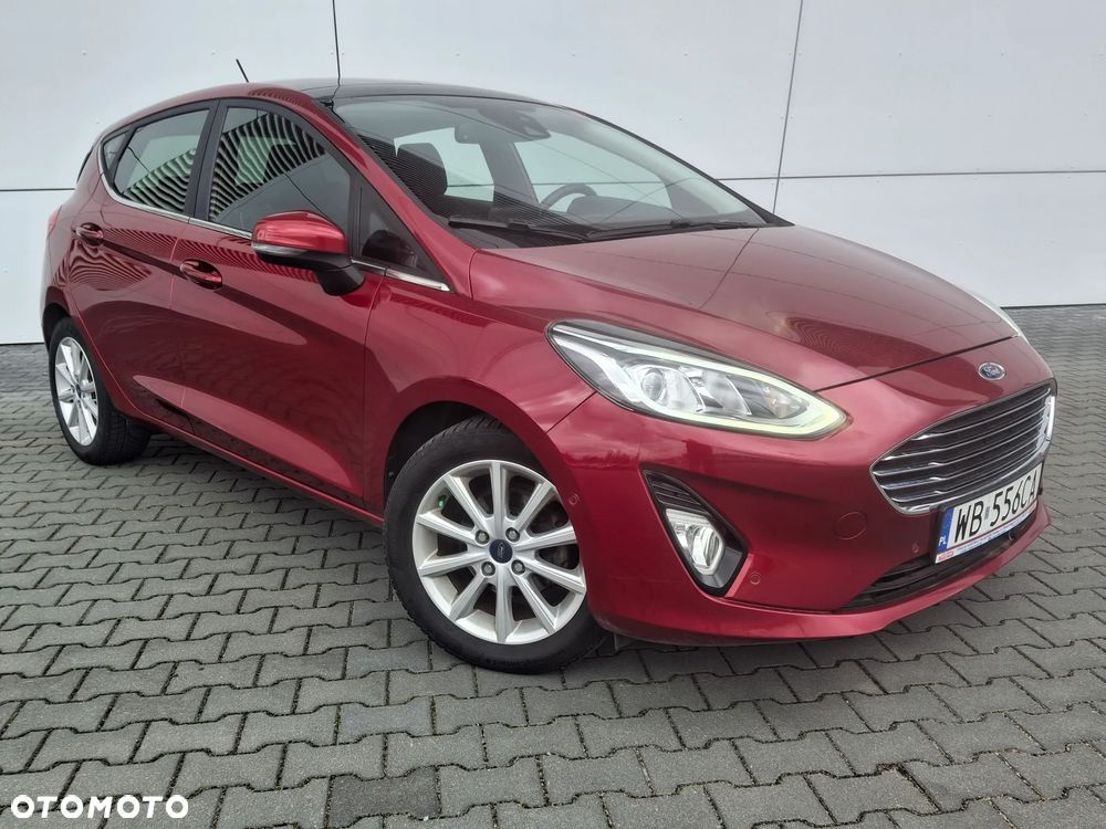 Ford Fiesta 1.0 EcoBoost S&S TITANIUM - 4