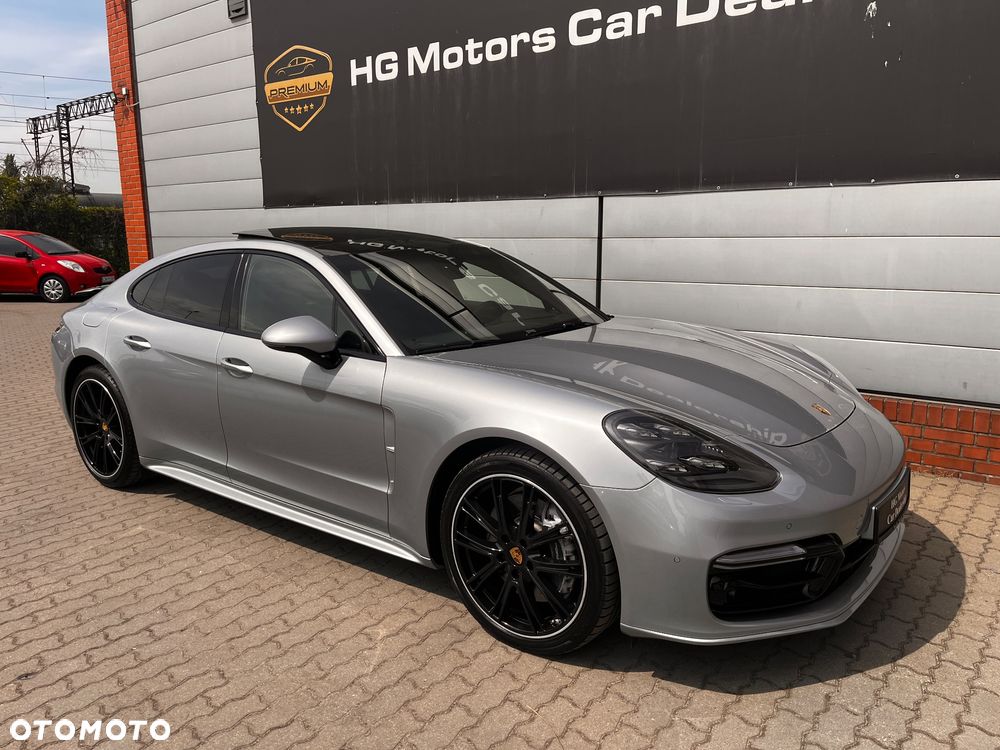 Porsche Panamera 4 - 16