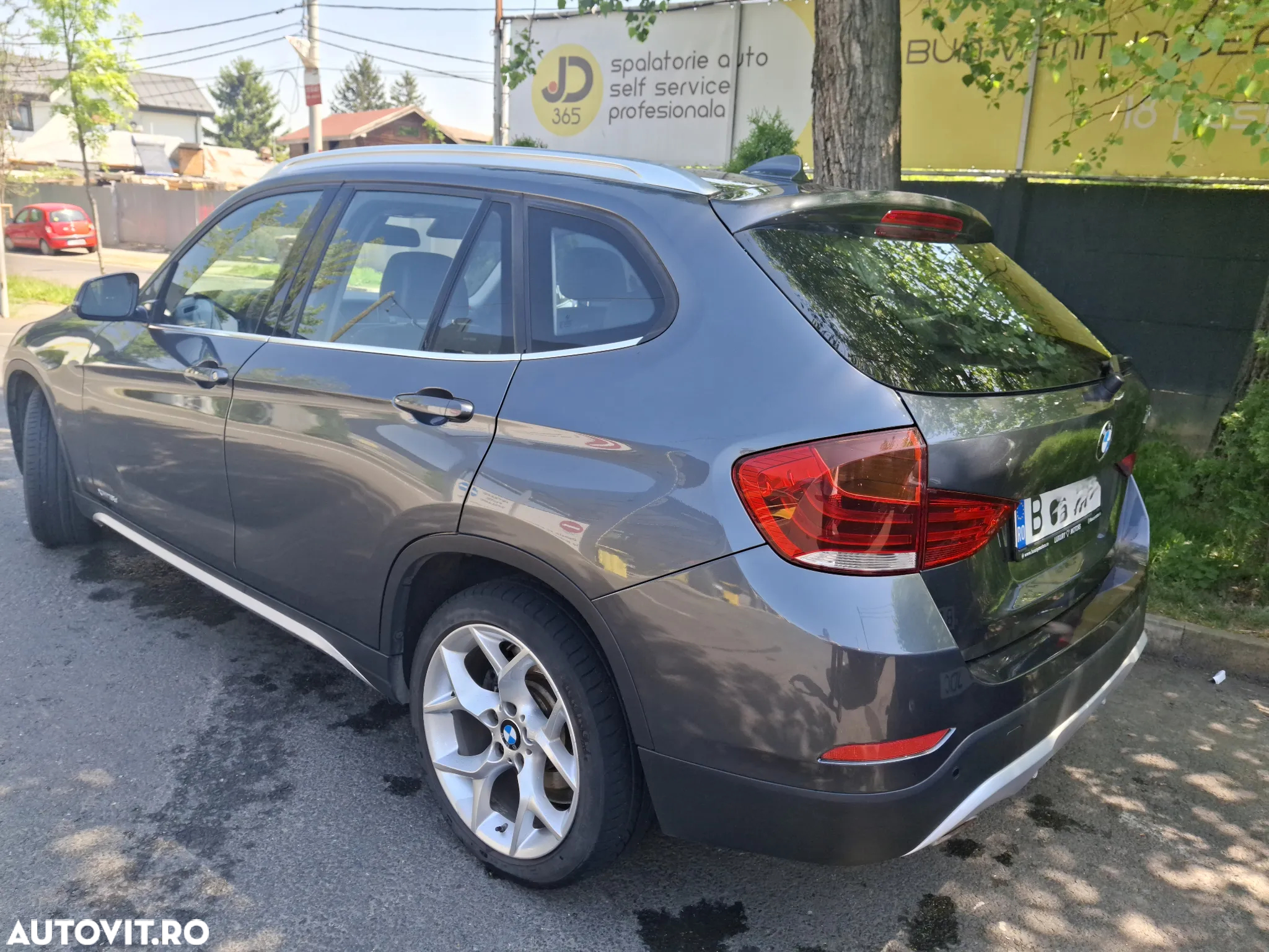 BMW X1 xDrive18d xLine - 6