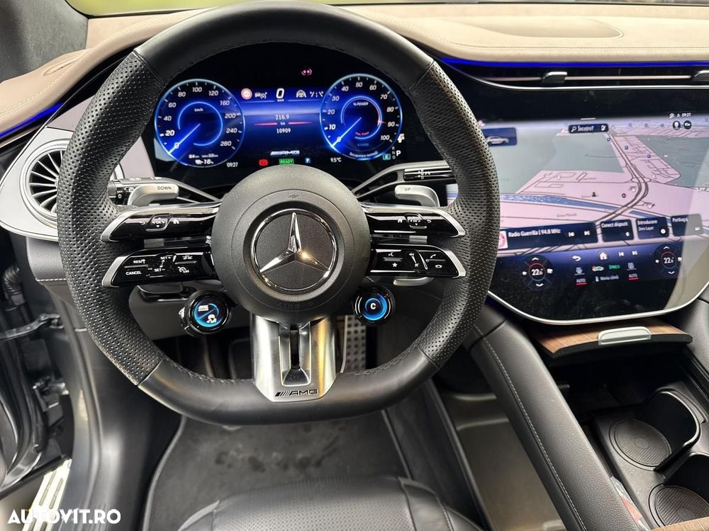 Mercedes-Benz EQE - 11