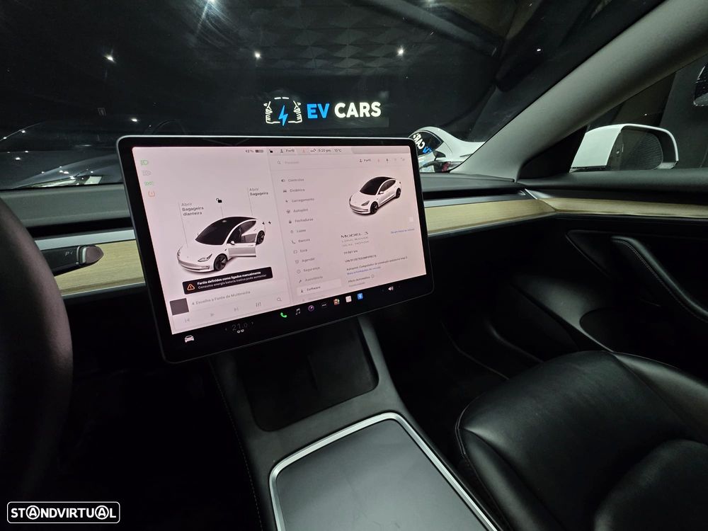 Tesla Model 3 Long Range AWD Dual Motor - 24