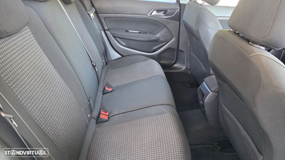 Peugeot 308 SW 1.6 BlueHDi Style - 22