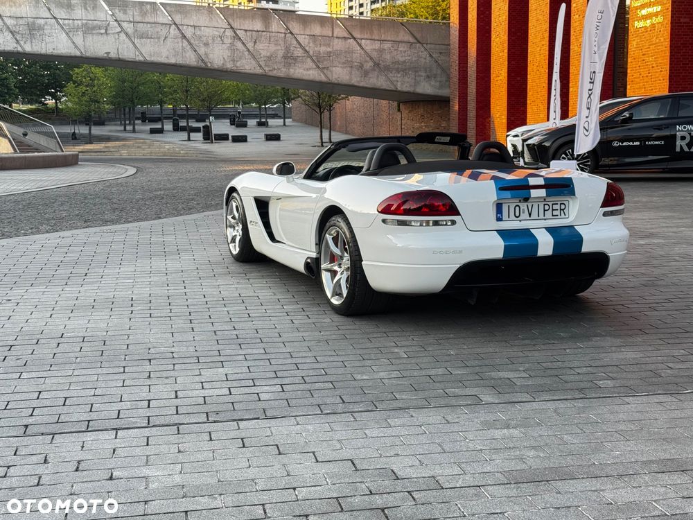 Dodge Viper - 17