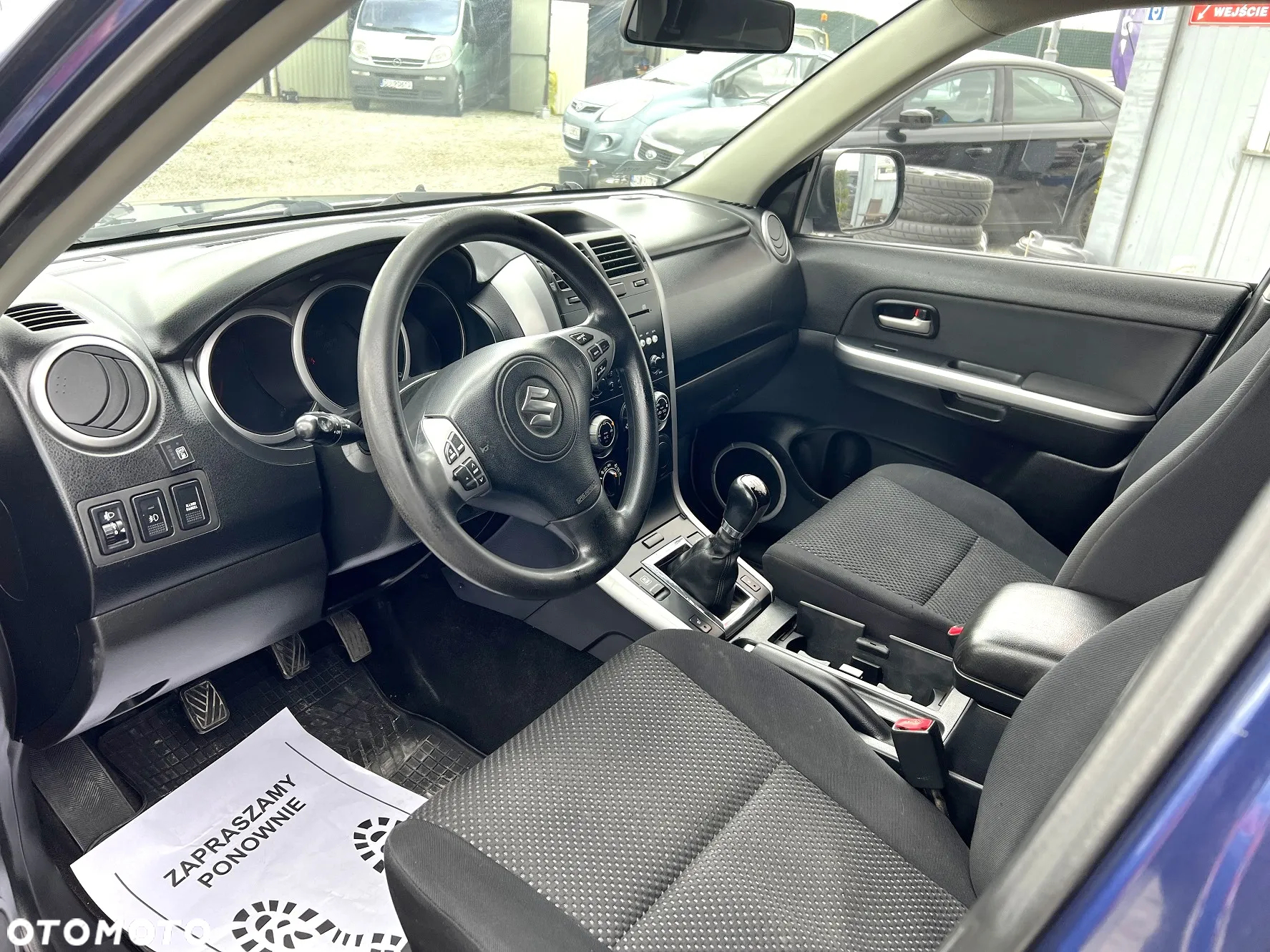 Suzuki Grand Vitara 2.0 - 9