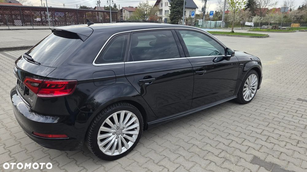 Audi A3 Sportback - 14