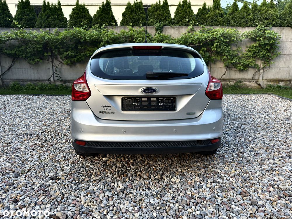 Ford Focus 1.0 EcoBoost Trend - 11