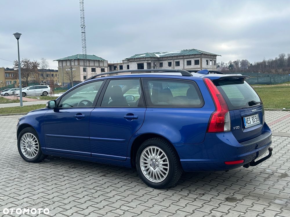 Volvo V50 1.8 Momentum - 11