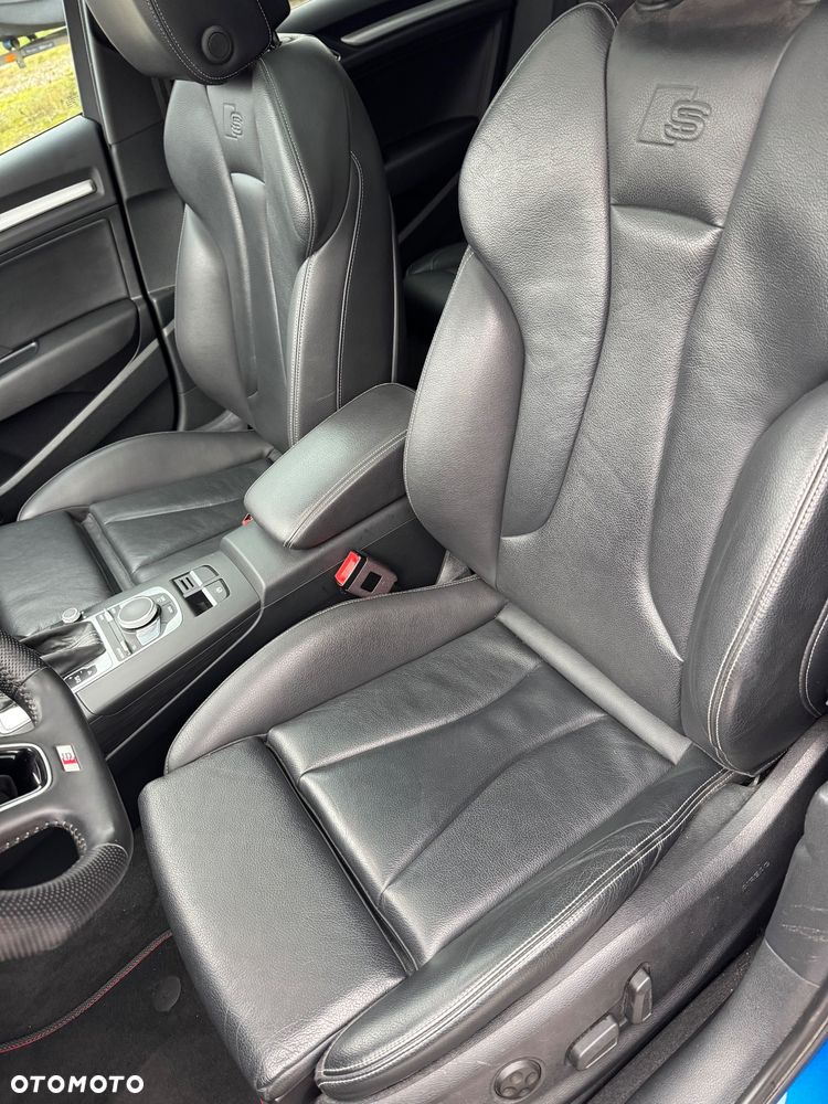 Audi S3 S tronic - 11