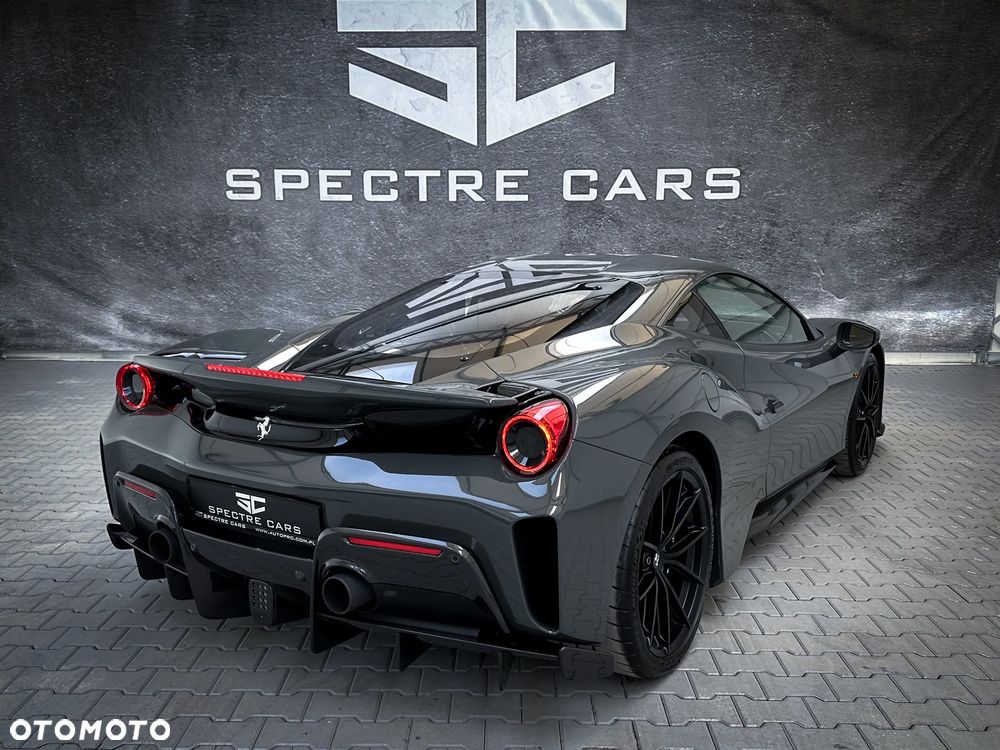 Ferrari 488 Pista - 8