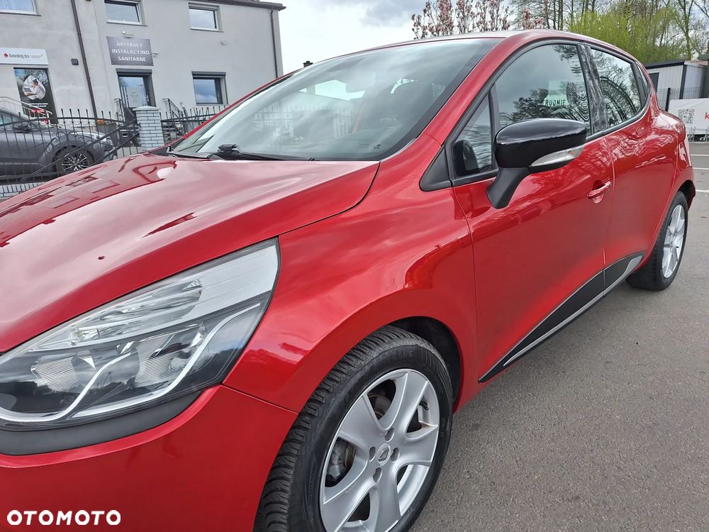 Renault Clio TCe 90 Paris - 10