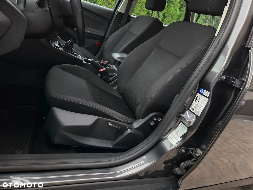 Ford Focus 1.6 Titanium - 18