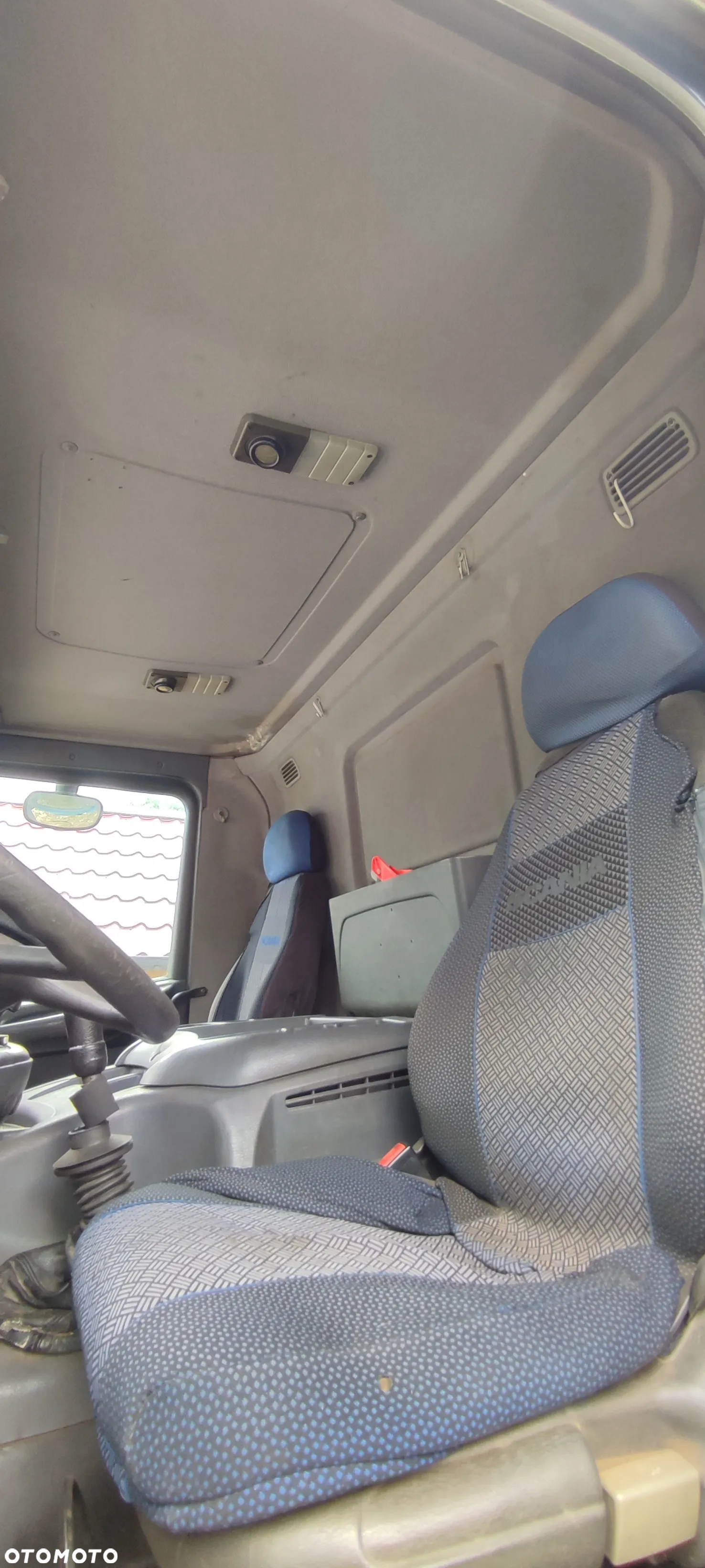 Scania 94C - 8