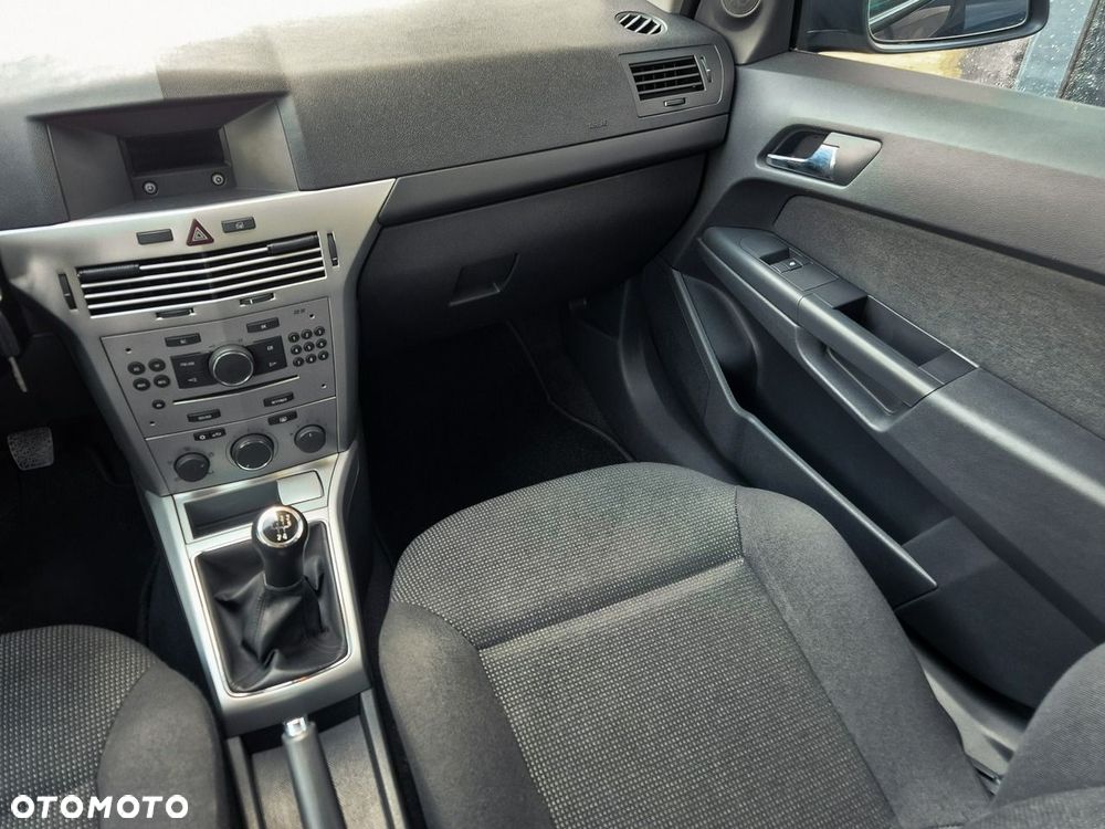Opel Astra 1.4 Selection - 15