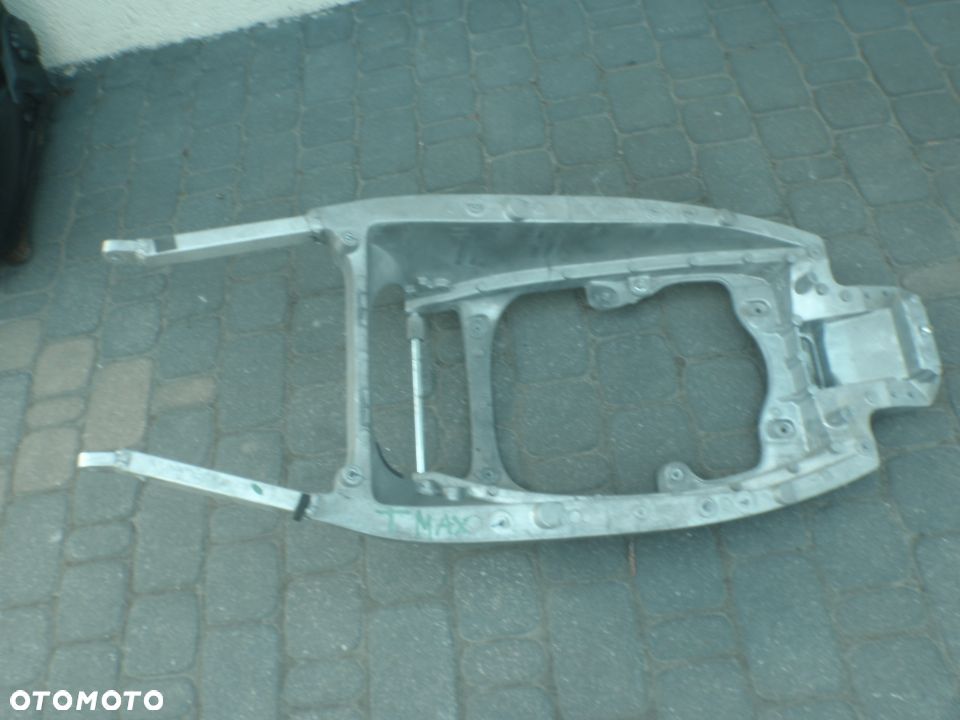 stelaż rama mocowanie kanapy lampy czaszy przód yamaha tmax t max - 1