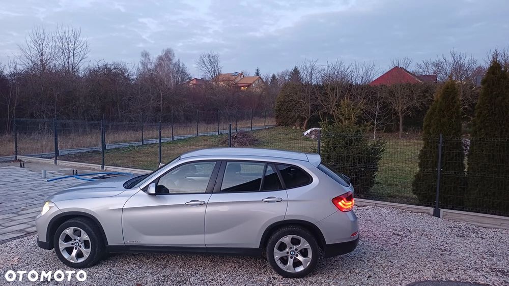 BMW X1 sDrive18d xLine - 9