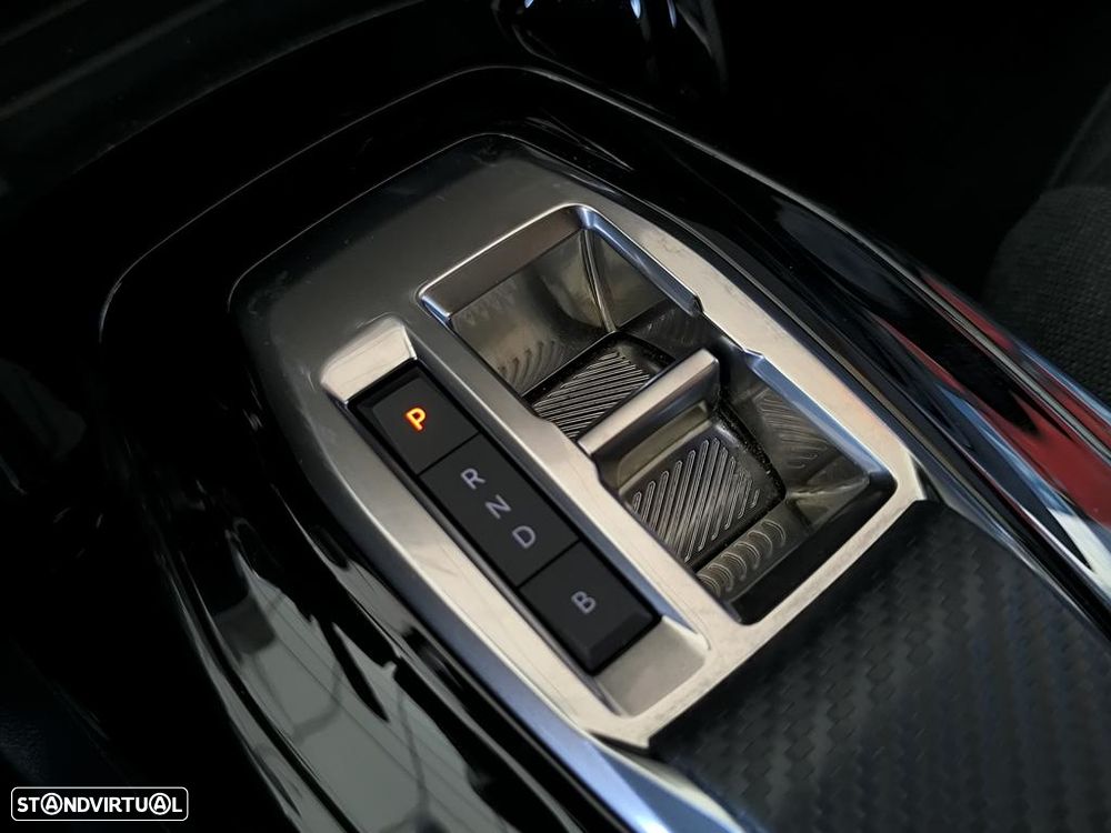 Peugeot e-2008 54 kWh Active - 16