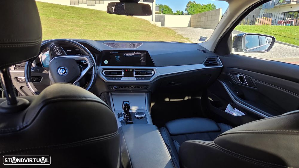 BMW 320 e Corporate Edition Auto - 2