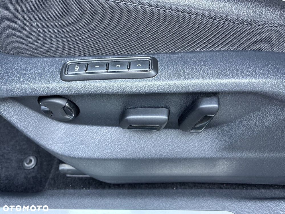 Volkswagen Tiguan Allspace 1.5 TSI EVO Life DSG - 25