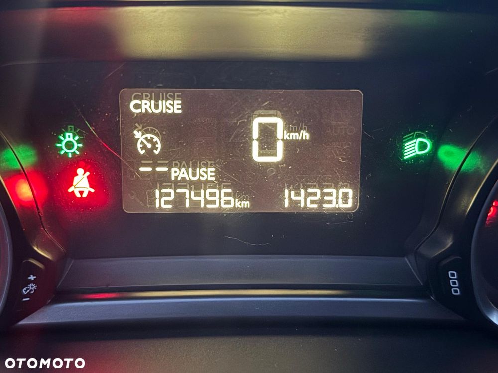 Peugeot 308 - 25