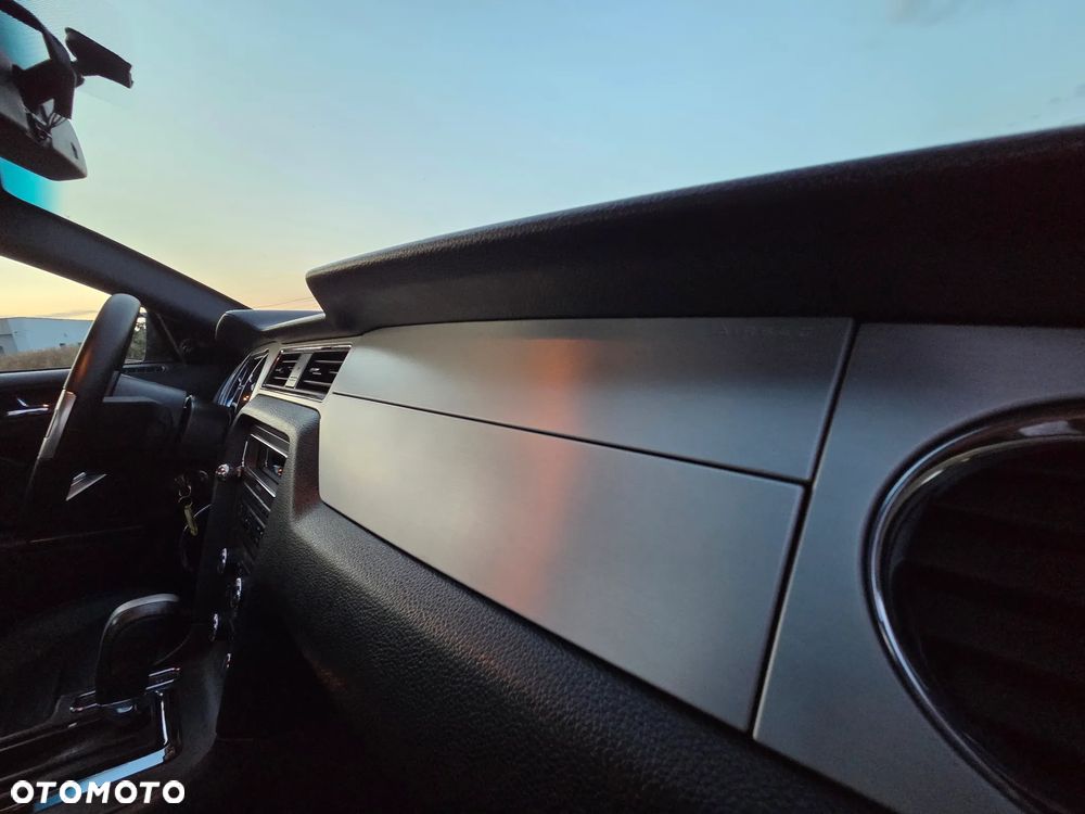 Ford Mustang - 21