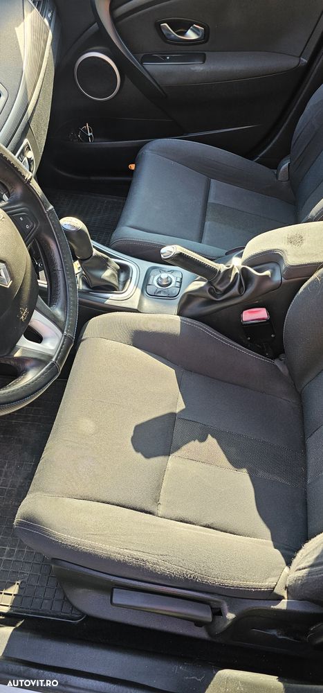 RENAULT Megane 2011 — imagine 12