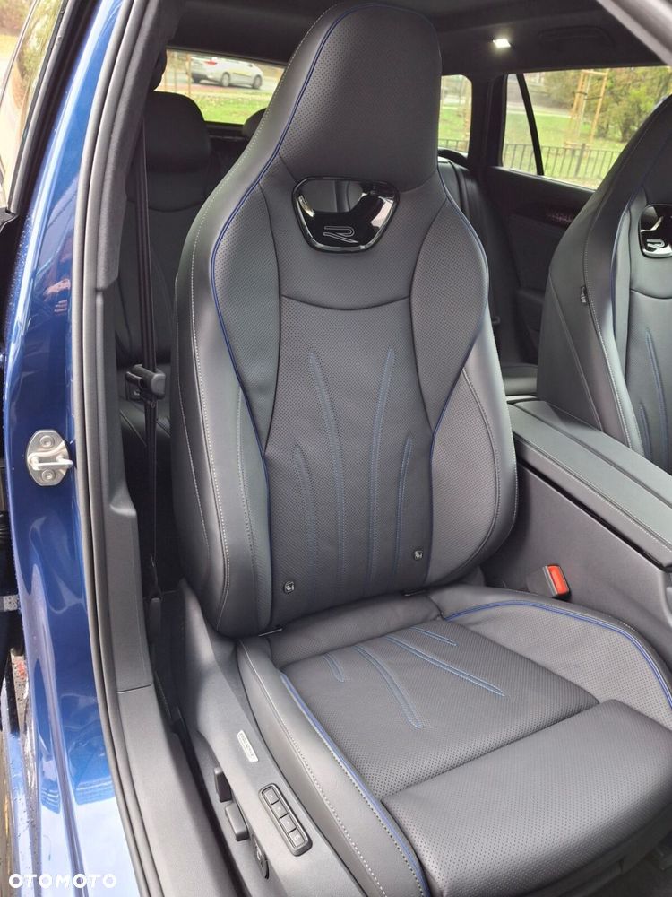 Volkswagen Passat - 21