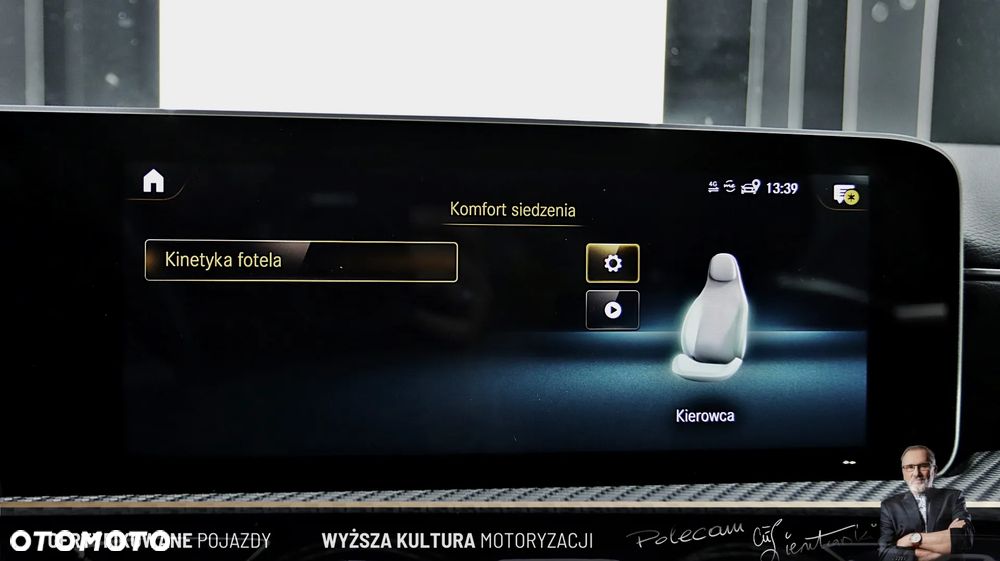 Mercedes-Benz Klasa A 180 7G-DCT - 23