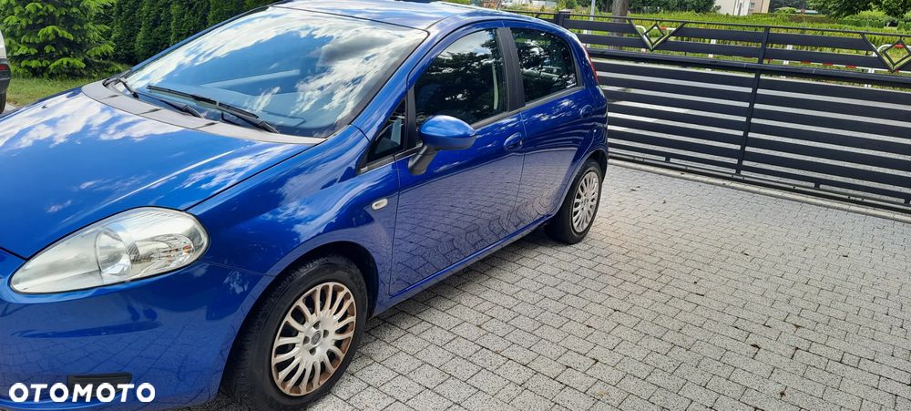 Fiat Grande Punto - 4