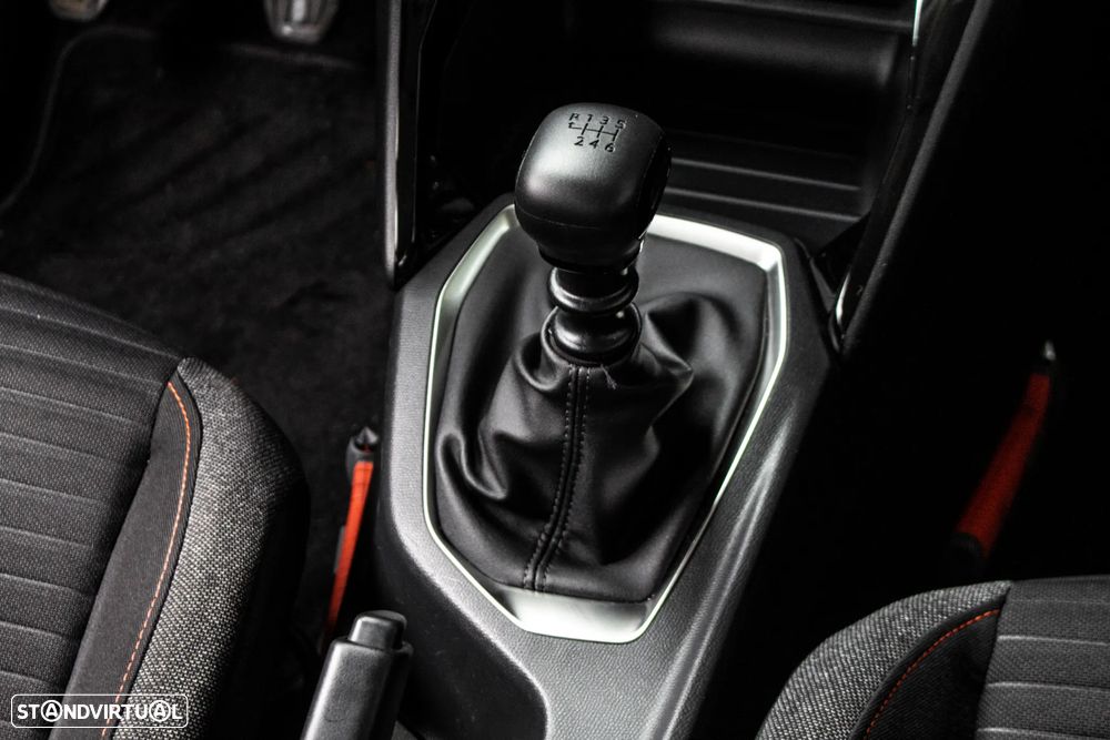 Peugeot 2008 PureTech 100 Active - 33